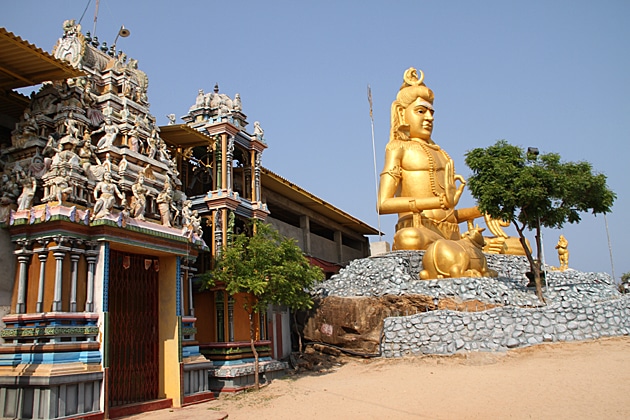 Statue de Shiva à Koneswaram
