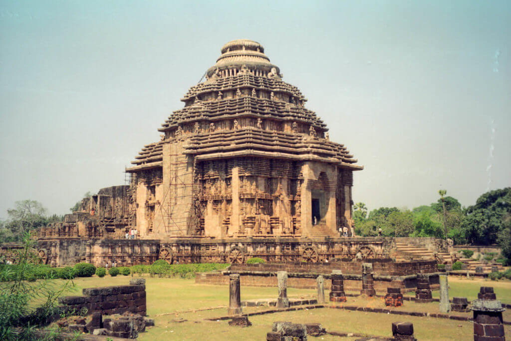 కోనార్క్ సూర్య ఆలయం