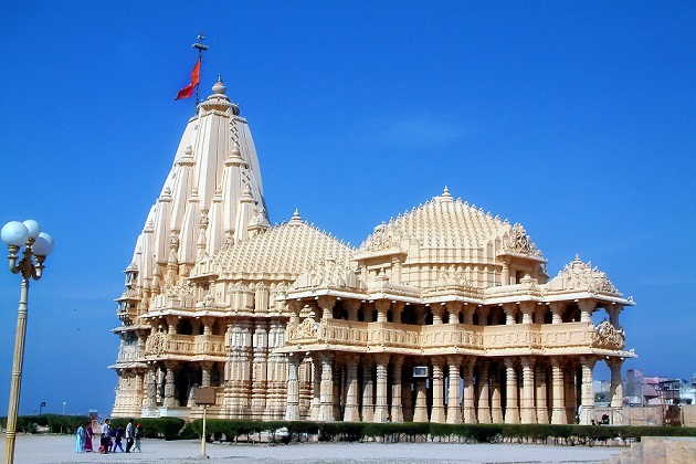 സോമനാഥ ക്ഷേത്രം - 12 ജ്യോതിർലിംഗ