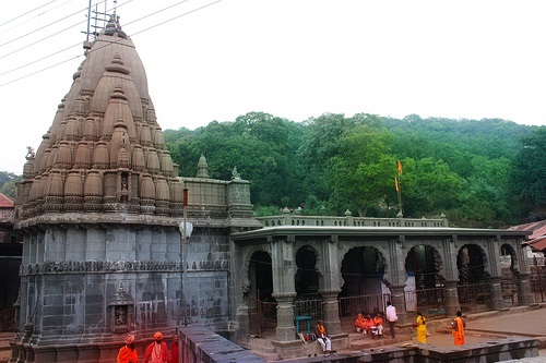 ഭീമശങ്കർ ക്ഷേത്രം - 12 ജ്യോതിർലിംഗ